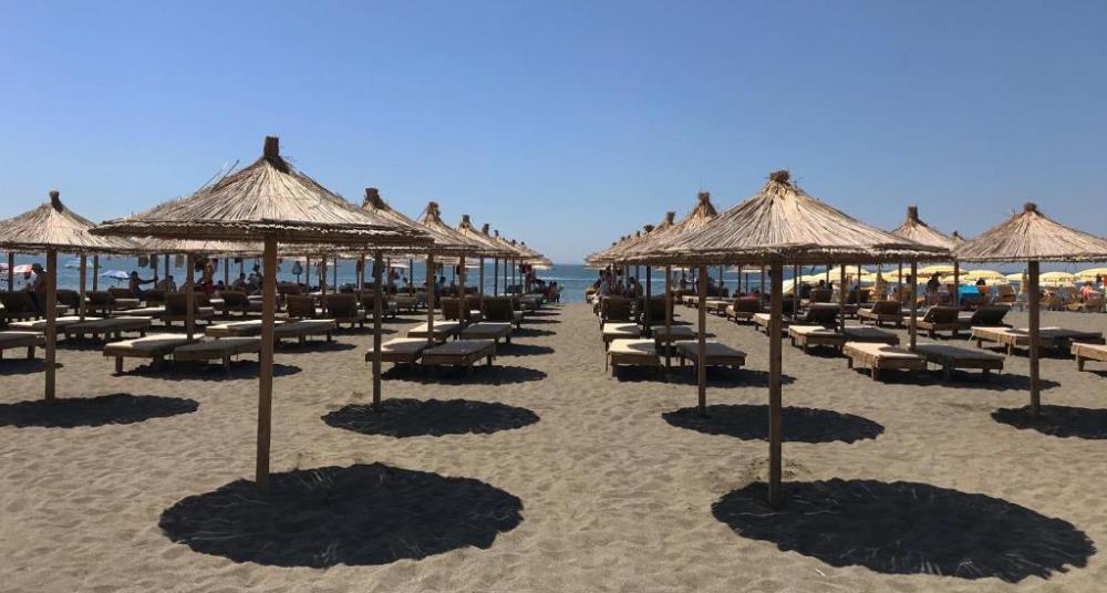 Turizem i shtrenjte, rriten deri ne 50 per qind cmimet ne bregdetin shqiptar